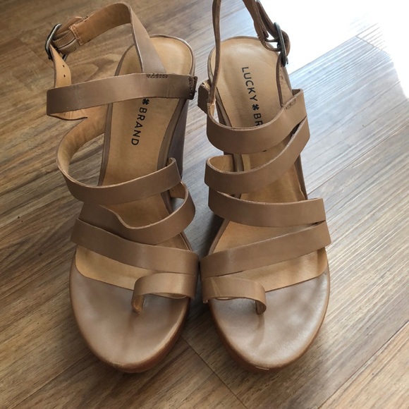 Lucky brand brown leather wedges - Picture 3 of 6